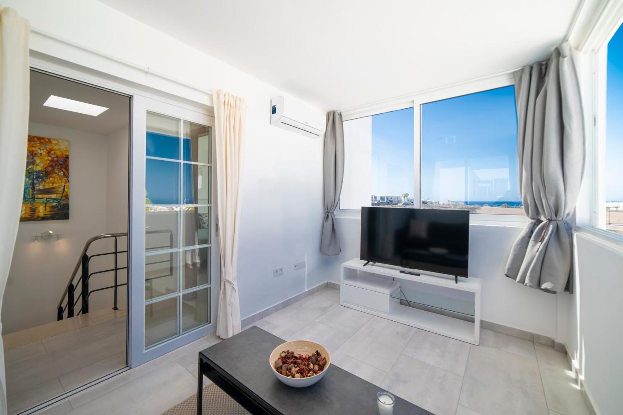 Villa Ocean Wave - Sea Views - Private Pool Playa Blanca  Eksteriør billede